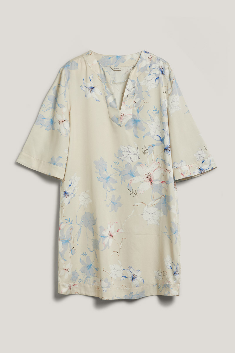 Bekleidung_Flatlay_Produktfoto_Ecommerce_Freisteller_Blumen_Floral